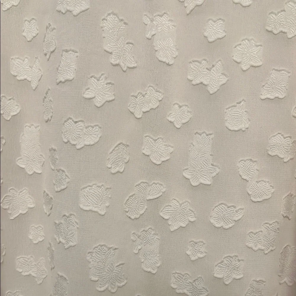 Feather Bone Anthropologie Short Sleeve Ruffled Off White Top Blouse Size Medium - Picture 11 of 13